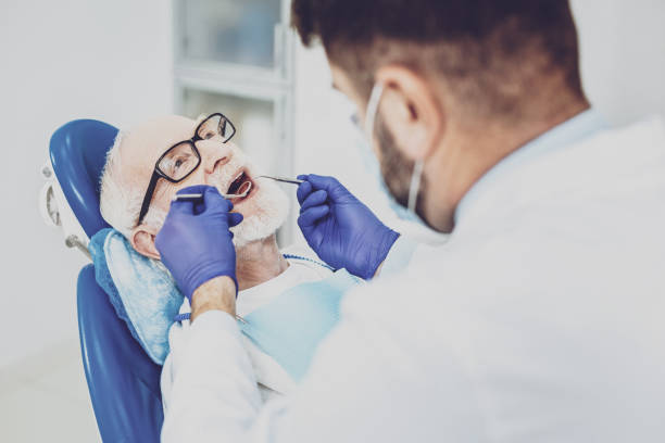 Best Urgent Tooth Repair  in Pella, IA